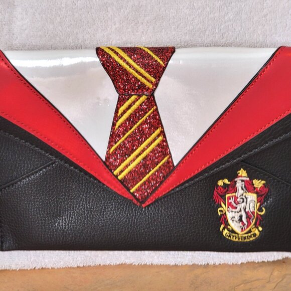 Danielle Nicole Harry Potter Gryffindor Uniform Clutch Purse Chain Strap Handbag - Picture 2 of 10